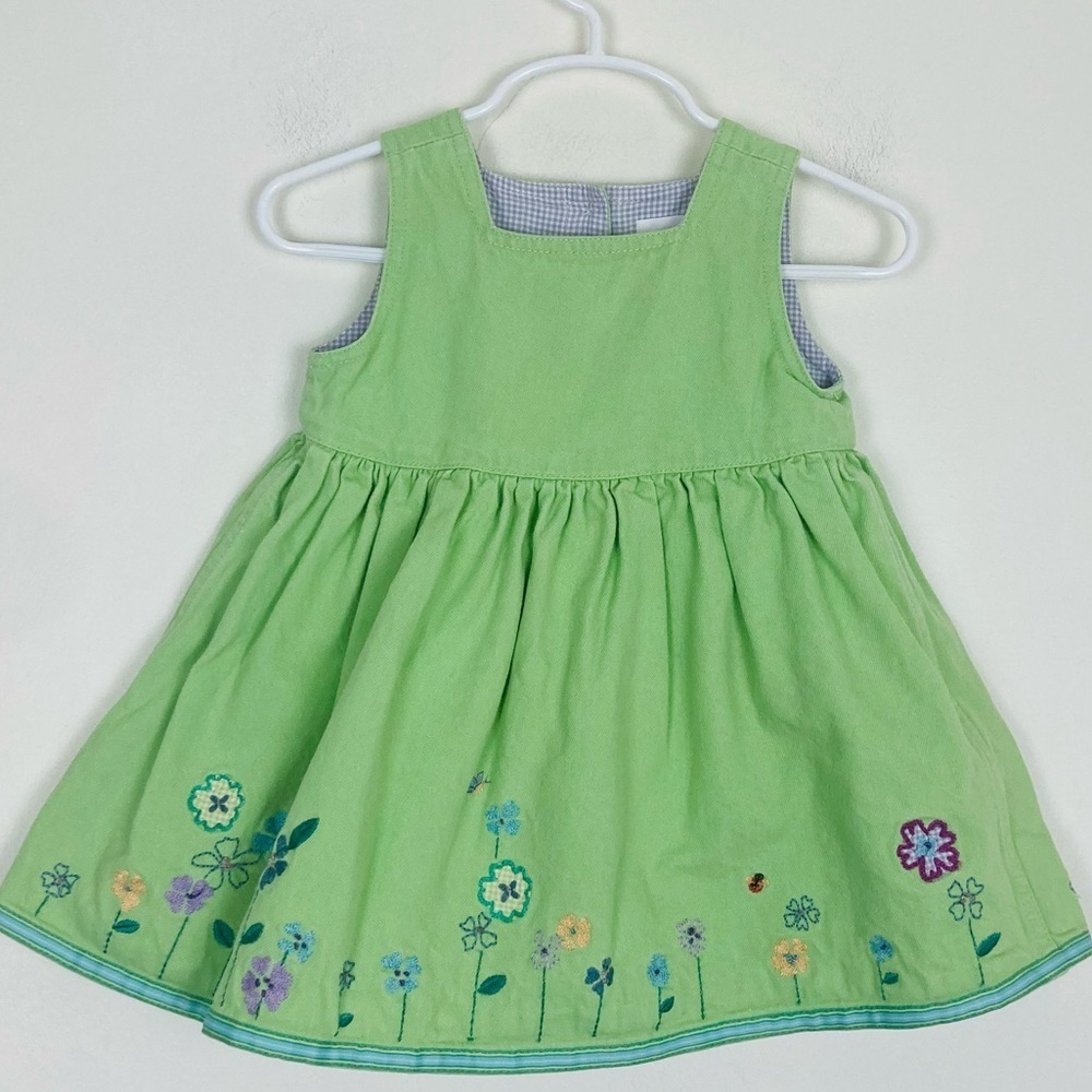 Vintage gap pale green twill denim infant dress with floral embroidery. 6–12 M.